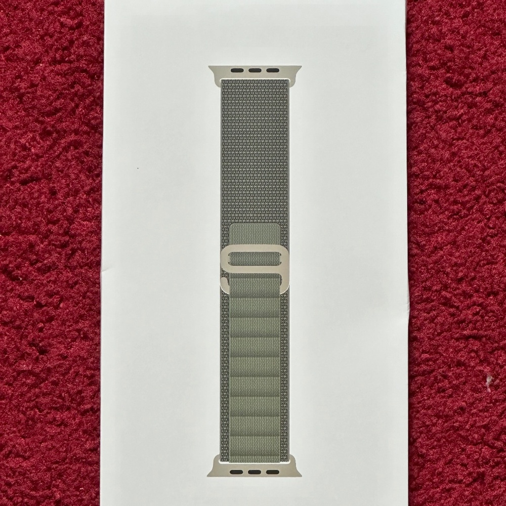 Apple Watch Ultra 49mm Green Alpine Loop S Band